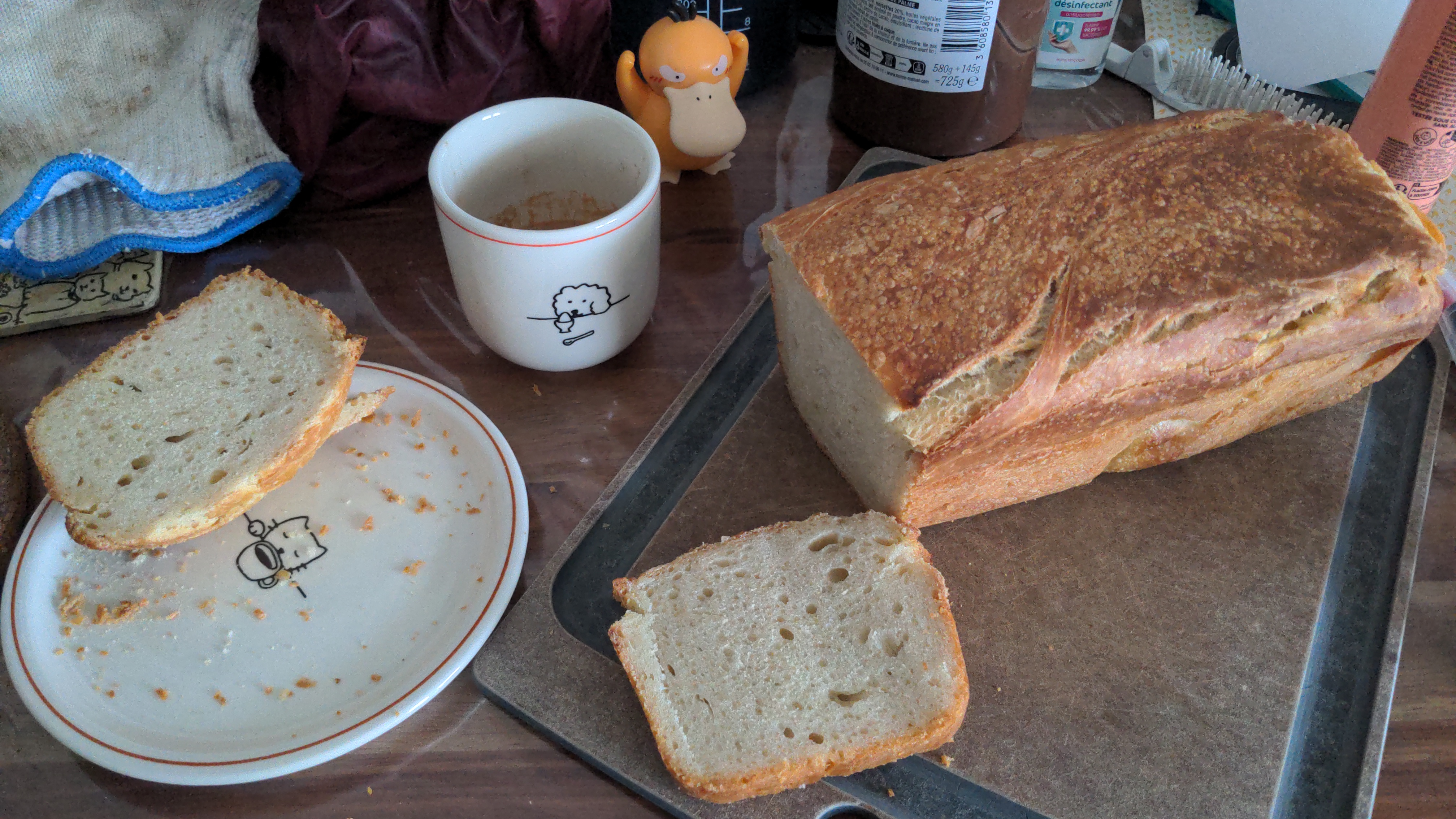 Figure 1 : Pain de mie au levain, vue interne et externe